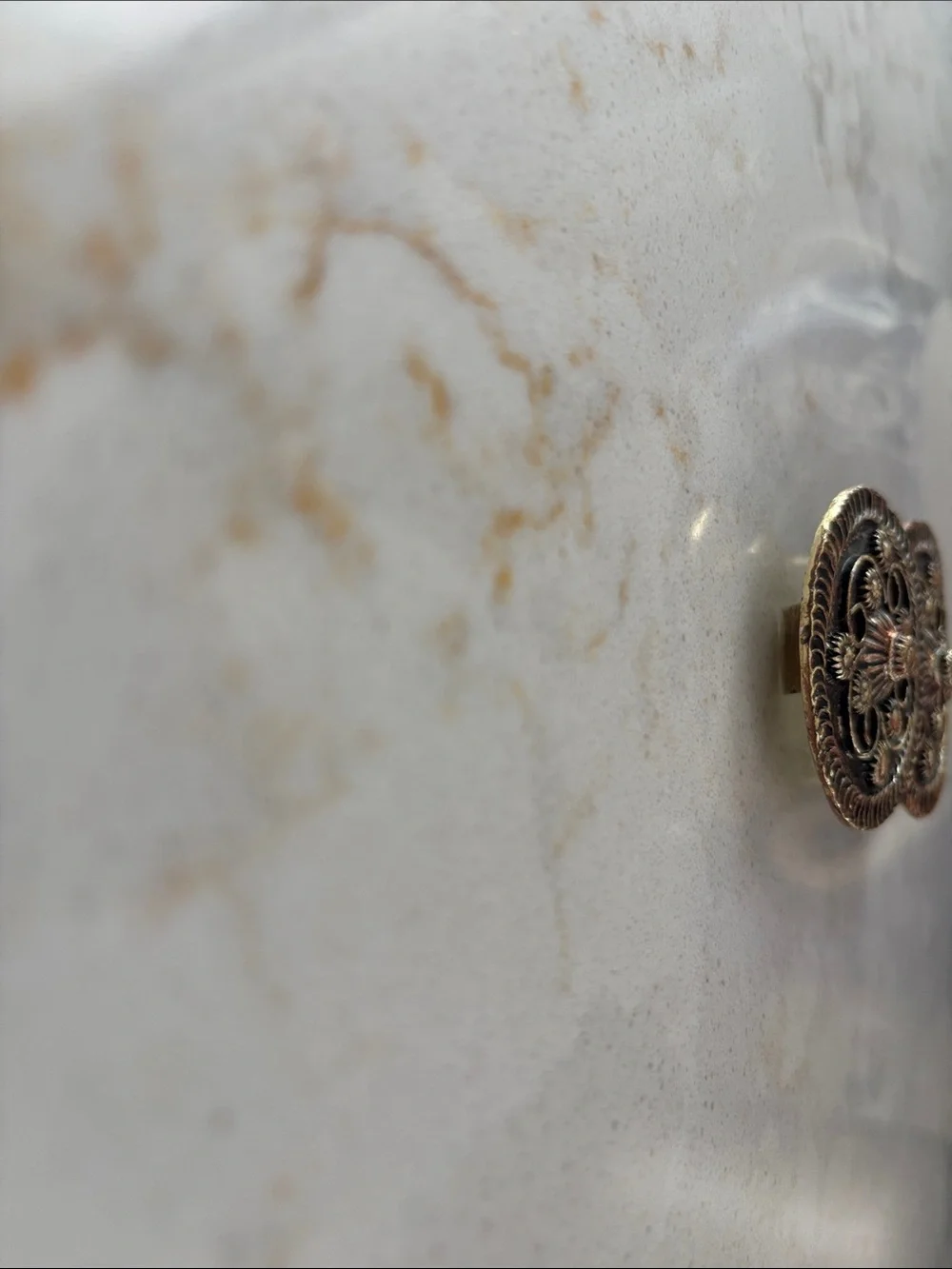 N/A decorative round